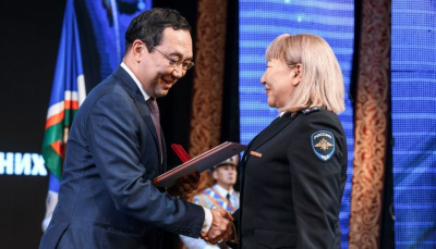 Айсен Николаев: Якутяне видят в сотрудниках органов внутренних дел надежную защиту / ЯСИА   Республика Саха (Якутия)