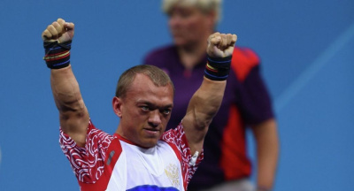 Пауэрлифтер Владимир Балынец: Всегда с гордостью исполняю гимны России и Якутии на соревнованиях / Дьулустаан Сергеев   Республика Саха (Якутия)