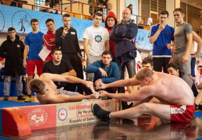 В Москве прошел турнир по мас-рестлингу среди студентов / Лена Томская Москва Город Москва Москва