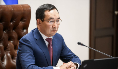 Айсен Николаев опроверг сообщение о платном проезде по мосту через Лену / ЯСИА   