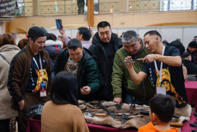 Таттинские мастера стали триумфаторами выставки «Дархан Уус» / ЯСИА Якутск Якутск Республика Саха (Якутия)