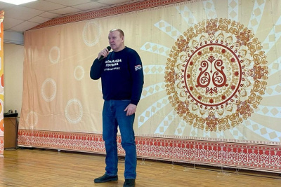 Валерий Лютый посетил Центр комплексной реабилитации Якутии / ЯСИА   