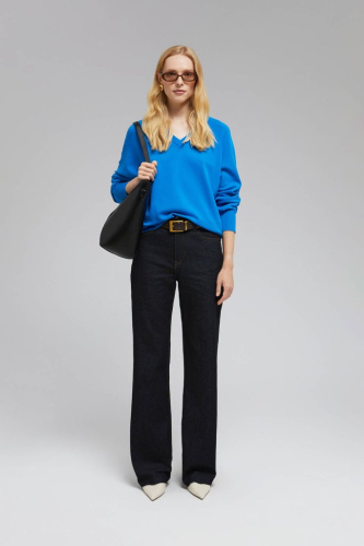 Джемпер с v-образным вырезом