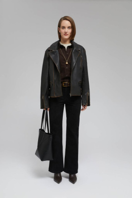 Джинсы comfort fit с бархатным напылением