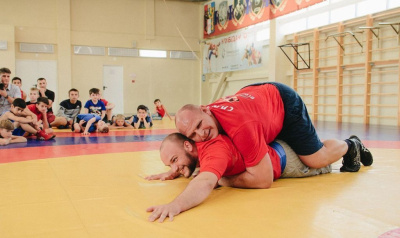 Олимпийский чемпион Александр Карелин проведет мастер-класс в Якутске / Дьулустаан Сергеев Якутск Якутск Республика Саха (Якутия)