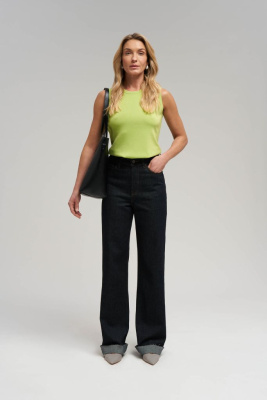 Вязаная майка прилегающего кроя с хлопком