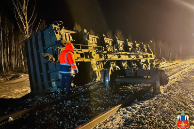 На Дальнем Востоке сошли с рельсов 25 вагонов с углем / ЯСИА   
