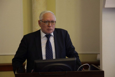 Александр Кугаевский: Сравнивать ситуацию с 1998 годом - некорректно / ЯСИА   