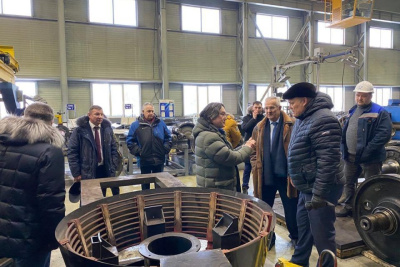 Джулустан Борисов осмотрел объекты компании «Железные дороги Якутии» / ЯСИА   