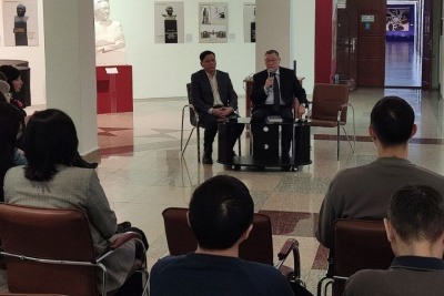 Лидер профсоюзов Якутии встретился с коллективом Национального художественного музея / ЯСИА   Республика Саха (Якутия)