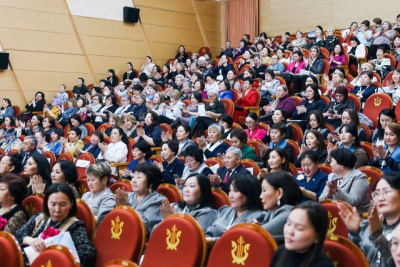 Участники II съезда «Подруги – Дьүөгэлэр» единогласно приняли обращение к общественности / ЯСИА   