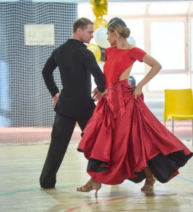 В Якутске прошли соревнования по спортивным танцам / ЯСИА Якутск Якутск Республика Саха (Якутия)