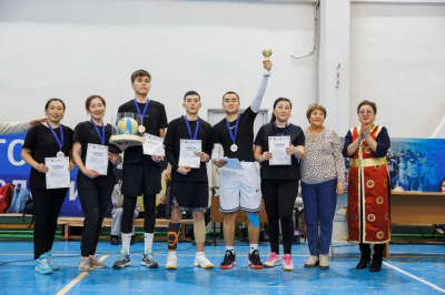 Бурятская община "Байкал" завершила Сагаалган волейболом /    