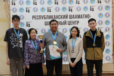 Команда Якутска стала чемпионом республики по шахматам / Айаал Аргунов Якутск Якутск Республика Саха (Якутия)