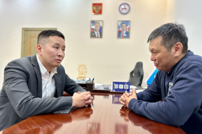 Петр Шамаев провел консультацию для курсанта программы «Якутия – Земля героев» / ЯСИА   