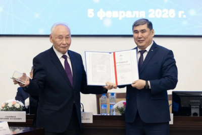 Крупному алмазу присвоено имя выдающегося ученого Анатолия Попова / ЯСИА   