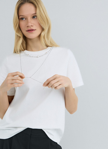 Футболка с ожерельем, Белый