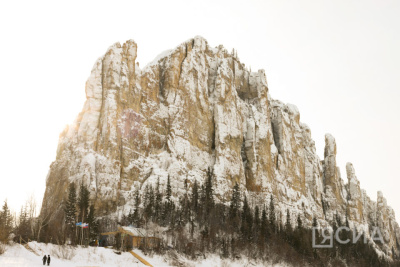 Открыт ледовый зимник до Ленских столбов / ЯСИА   