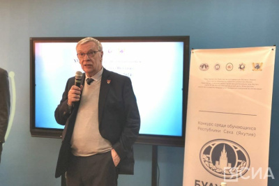 Зампред Ассоциации российских дипломатов высоко оценил способности школьников Якутии / Нарыйа Пахомова   Республика Саха (Якутия)