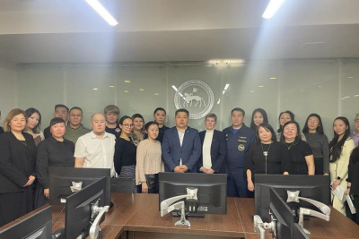 Доверенное лицо президента России в Якутии Марина Бахилина встретилась с коллективом МинГОиОБЖН / ЯСИА   Республика Саха (Якутия)