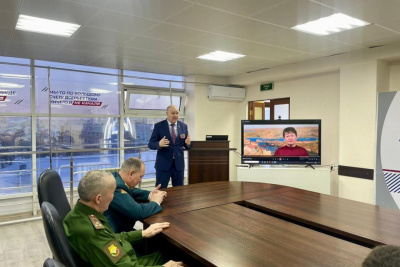 Валерий Лютый принял участие в уроке истории, посвященном 10-летию воссоединения Крыма с Россией / ЯСИА   