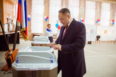 Спикер гордумы Альберт Семенов сделал свой выбор / ЯСИА   