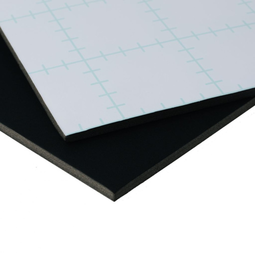 Пенокартон самоклеящийся "Сонет" черный, 70х100 см, толщина 0,5 см