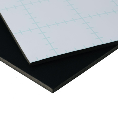 Пенокартон самоклеящийся "Сонет" черный, 70х100 см, толщина 0,5 см