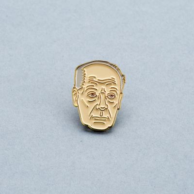 Значок эмалированный Владимир Набоков