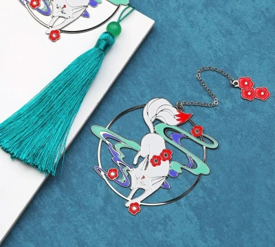 Закладка для книг с подвеской "Лиса в цветах сливы" (нержавеющая сталь)