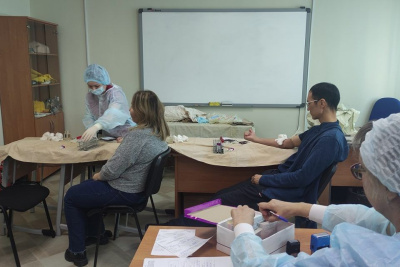 Сотрудники авиакомпании «Якутия» стали донорами крови / ЯСИА   