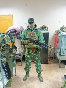 Еще один боец получил в зоне СВО высокую награду /    