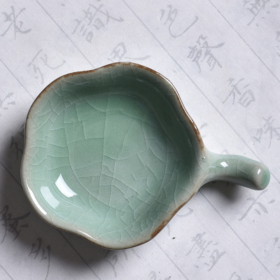 Тушечница с ручкой-подставкой для кисти "Цветок сливы"