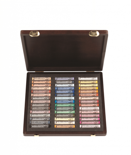 Набор сухой пастели Talens "Rembrandt" Традиционный Портрет 45 цв, в деревянном ящике