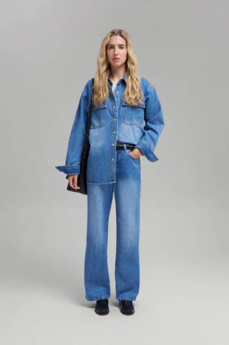 Джинсы прямого кроя