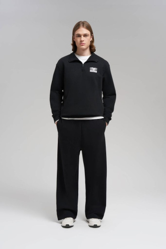 Брюки объемного кроя из футера