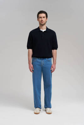 Джинсы прямого кроя