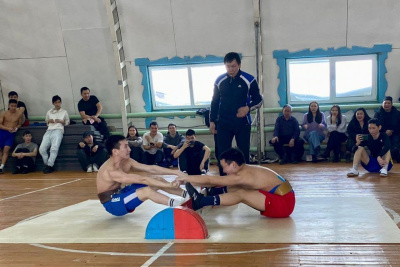 Турнир по многоборью среди старшеклассников стартовал в селе Тюбя Намского улуса / ЯСИА   