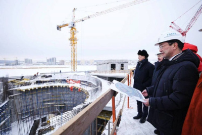 Глава Якутии проверил ход строительства Арктического центра эпоса и искусств / ЯСИА   