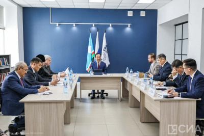 Российское общество «Знание» проведет просветительскую работу в районах Якутии / Айаал Аргунов   