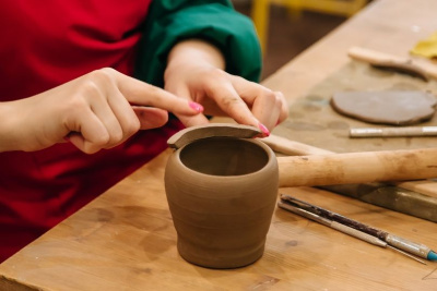В Таттинском районе детей обучают гончарному делу / ЯСИА  Таттинский Республика Саха (Якутия)
