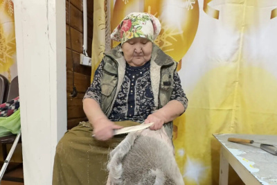 В Булунском районе пенсионерка превратила увлечение в дополнительный доход / ЯСИА   