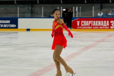 Оглашены победители среди юных фигуристов на V зимней спартакиаде Якутии / Нарыйа Пахомова   