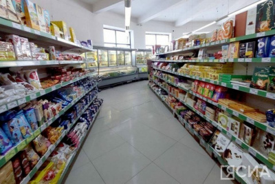 Продажу просроченных товаров начали блокировать в России на кассах / ЯСИА   