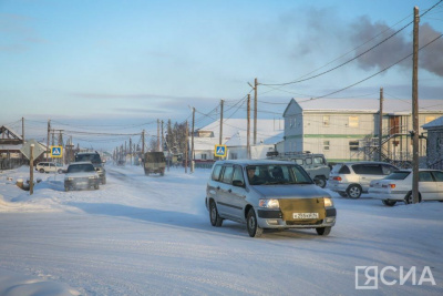 В Якутии семьи с десятью и более детьми могут приобрести транспорт на основе соцконтракта / ЯСИА   Республика Саха (Якутия)