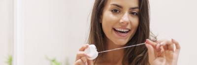 В зубной нити могут содержаться небезопасные вещества /    