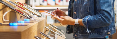 Москвичи меняют смартфоны чаще, чем жители других регионов /    