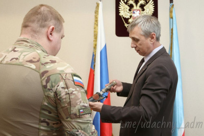 За последний месяц три бойца провели свой отпуск в Удачном /    