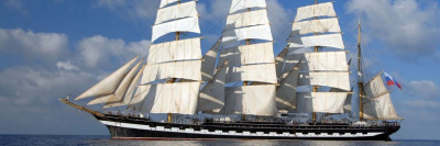 Продукты со Знаком качества оценила команда легендарного парусника «Седов» /    