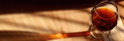 Фальшивые коньяки: без винограда, зато с ароматизаторами /    